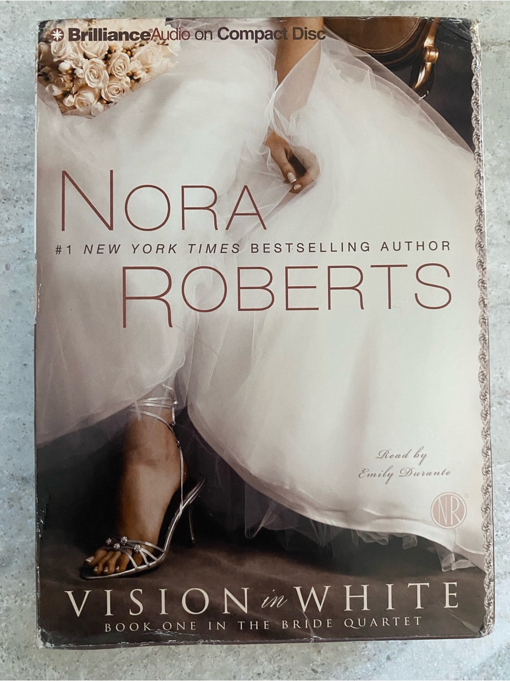 VISION IN WHITE by NORA ROBERTS (CD Audiobook) Book #1 in The Bride Quartet